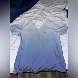 Ocean Mist ombré scrub set